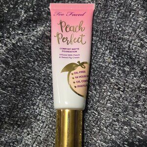 Too Faced Peach Perfect Comfort Matte Foundation – Almond (Discontinued) 1.6 oz